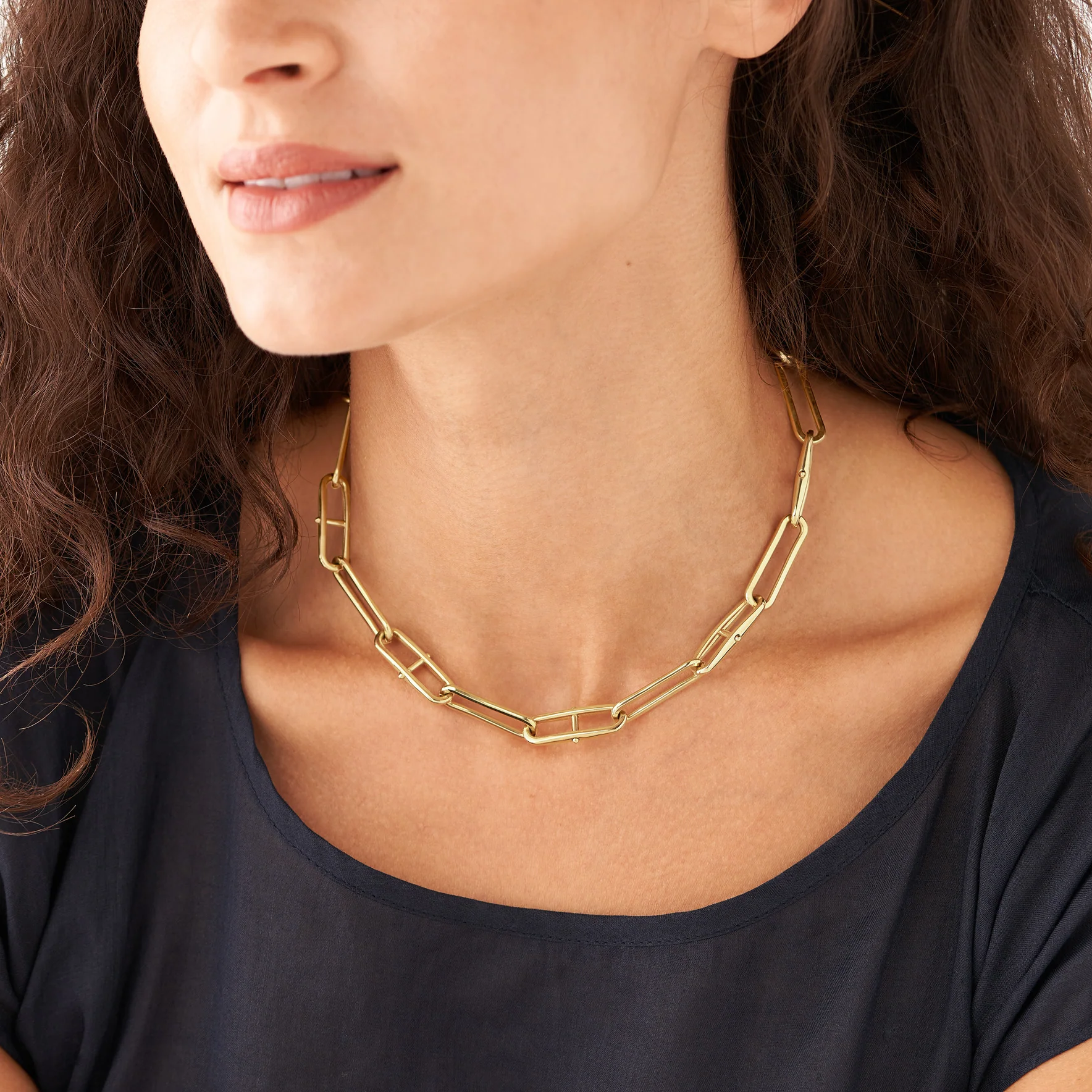 Heritage D-Link Gold-Tone Stainless Steel Chain Necklace - Image 4